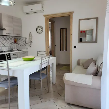 Casa Conchiglia Pittulongu דירה אולביה